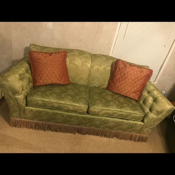 Vintage couch green - Picture 2 of 6